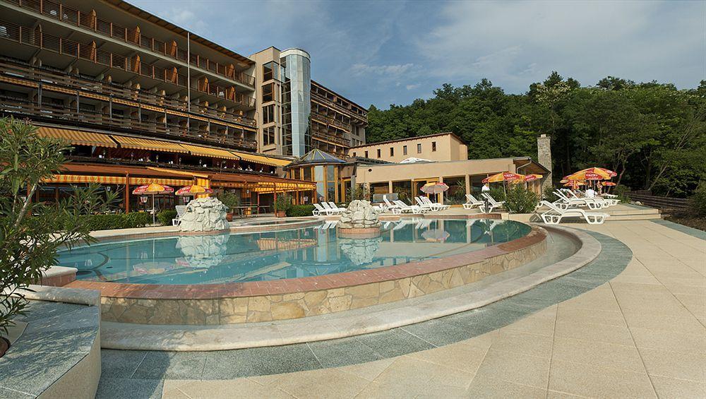 Silvanus Hotel Вишеград Экстерьер фото